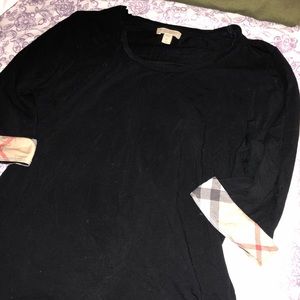 Burberry tee shirt